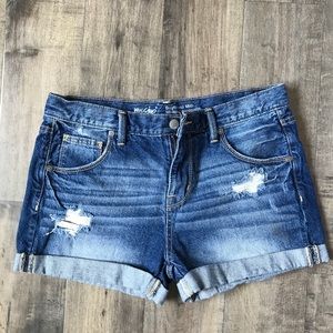 Mossimo distressed boyfriend midi shorts
